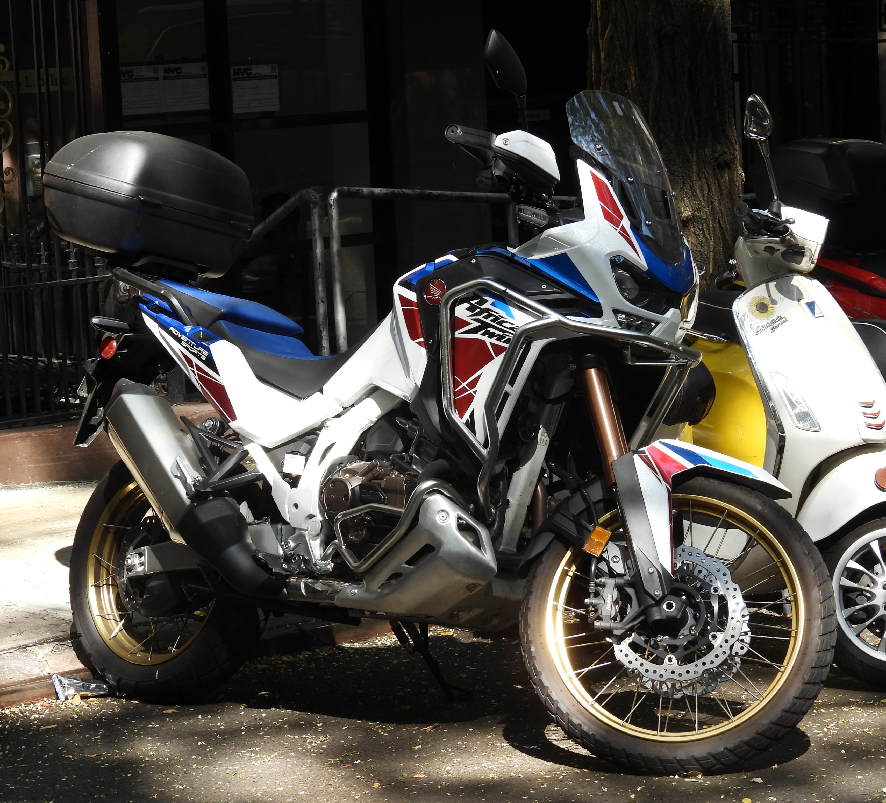 Africa Twin Adventure Sports MT